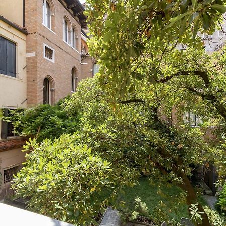 Ca' San Carlo Residence By Wonderful Italy Veneza Exterior foto