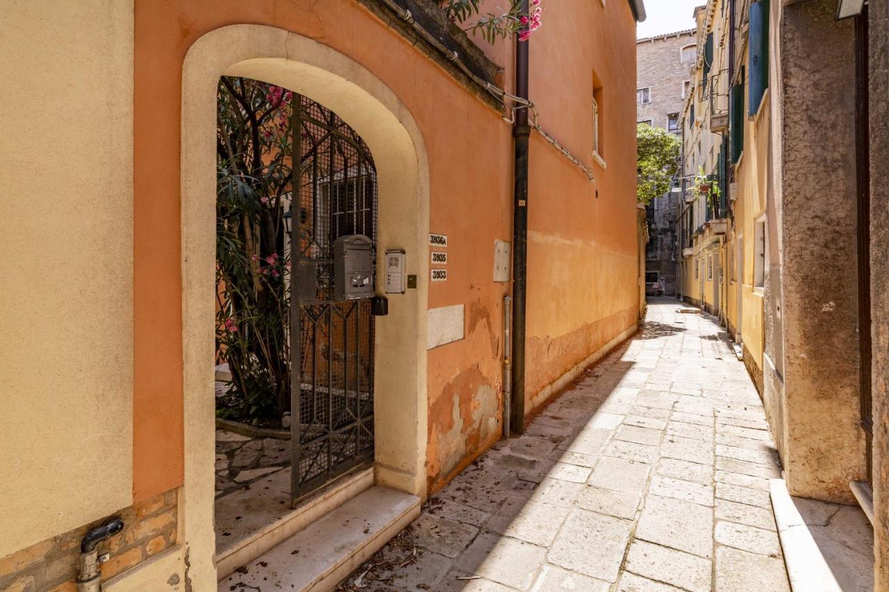 Ca' San Carlo Residence By Wonderful Italy Veneza Exterior foto