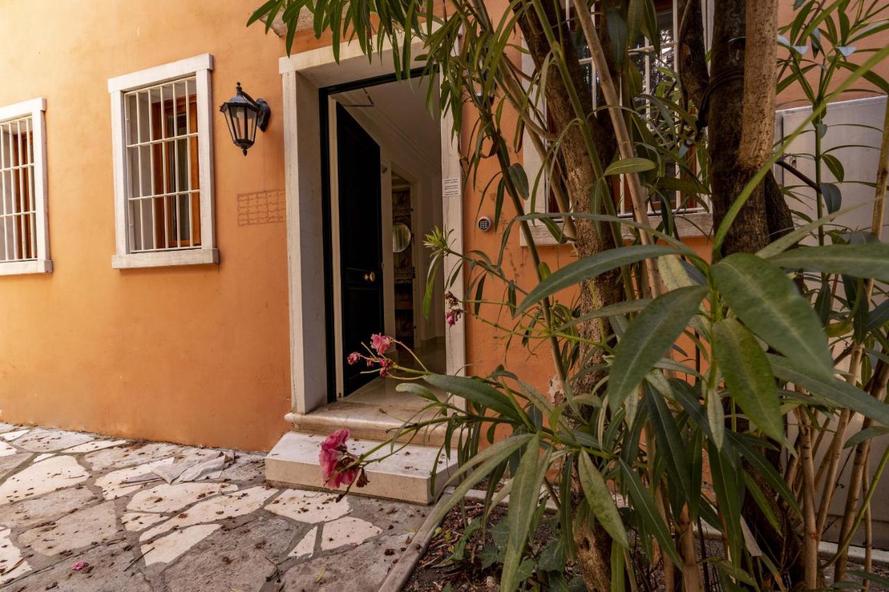 Ca' San Carlo Residence By Wonderful Italy Veneza Exterior foto