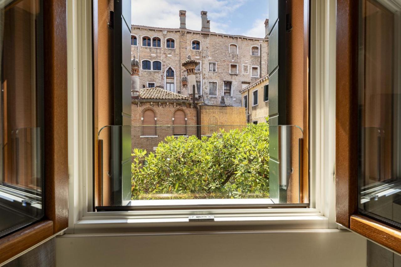 Ca' San Carlo Residence By Wonderful Italy Veneza Exterior foto